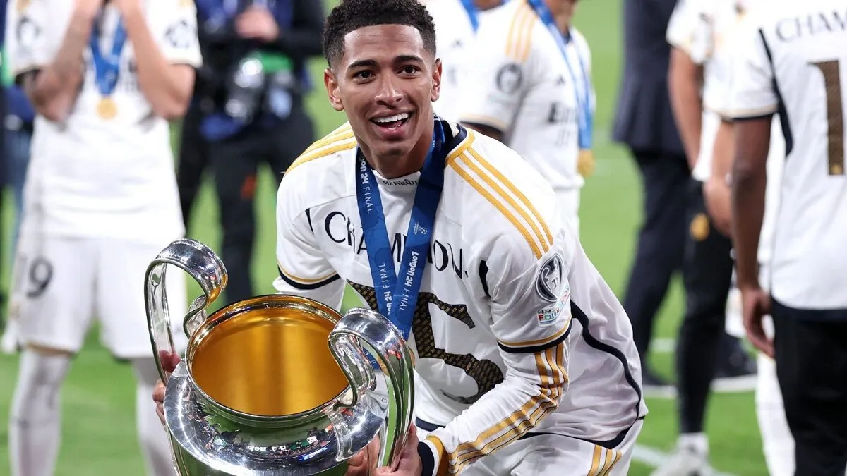 Anh trai Jobe Bellingham đá từng Borussia Dortmund